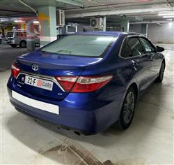 تۆیۆتا کامری